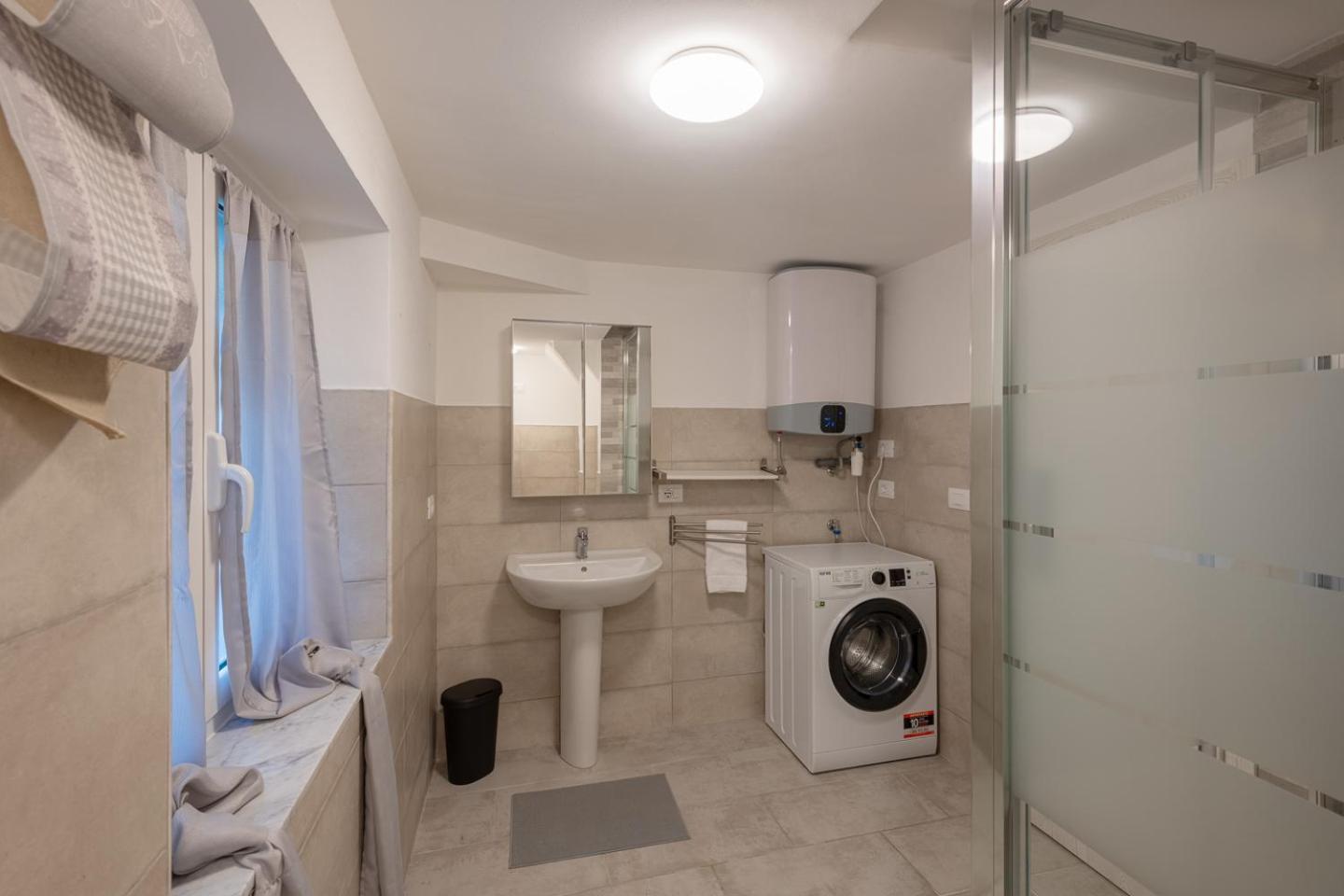 Apartment San Rocchino 37 - Affitti Brevi Italia